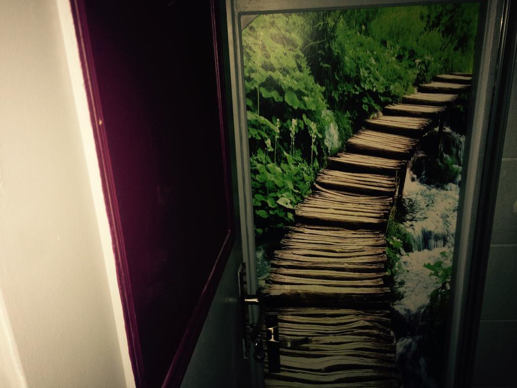 Hotel Gofen Paris Bilik gambar