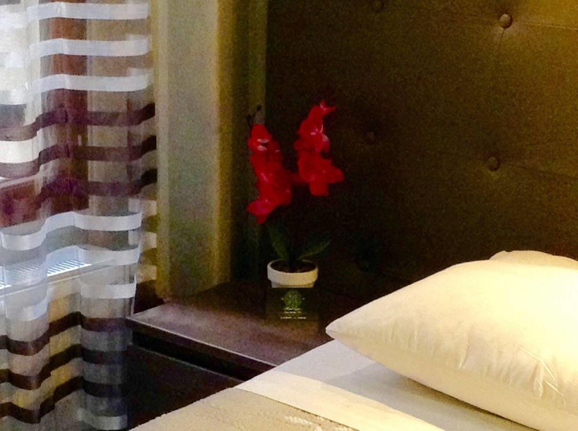 Hotel Gofen Paris Luaran gambar