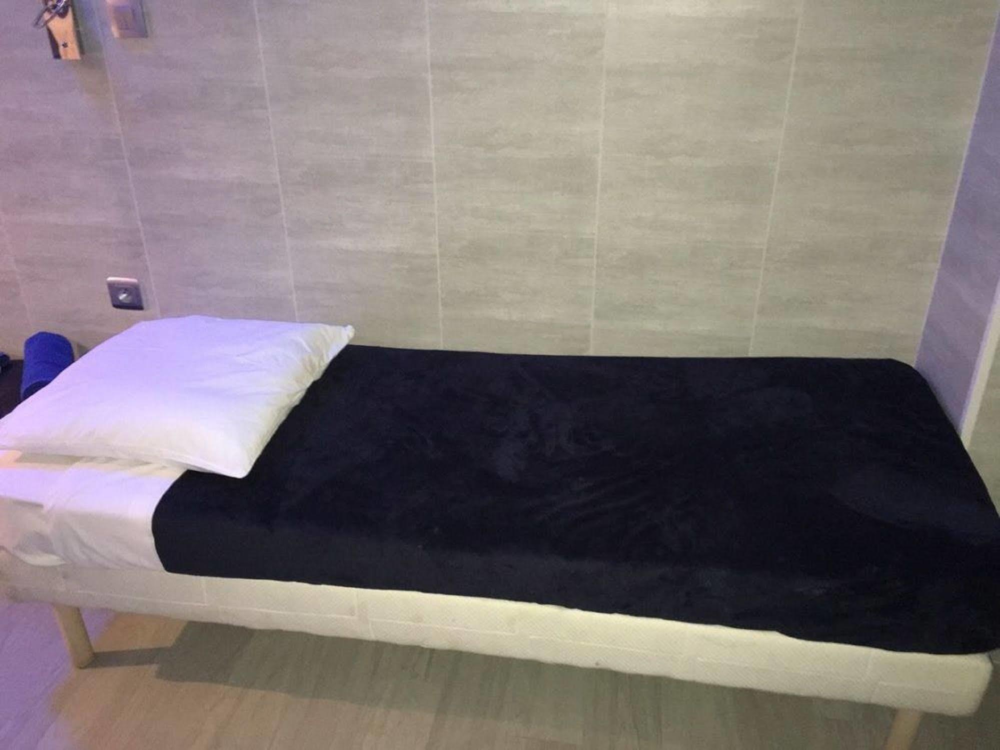 Hotel Gofen Paris Luaran gambar